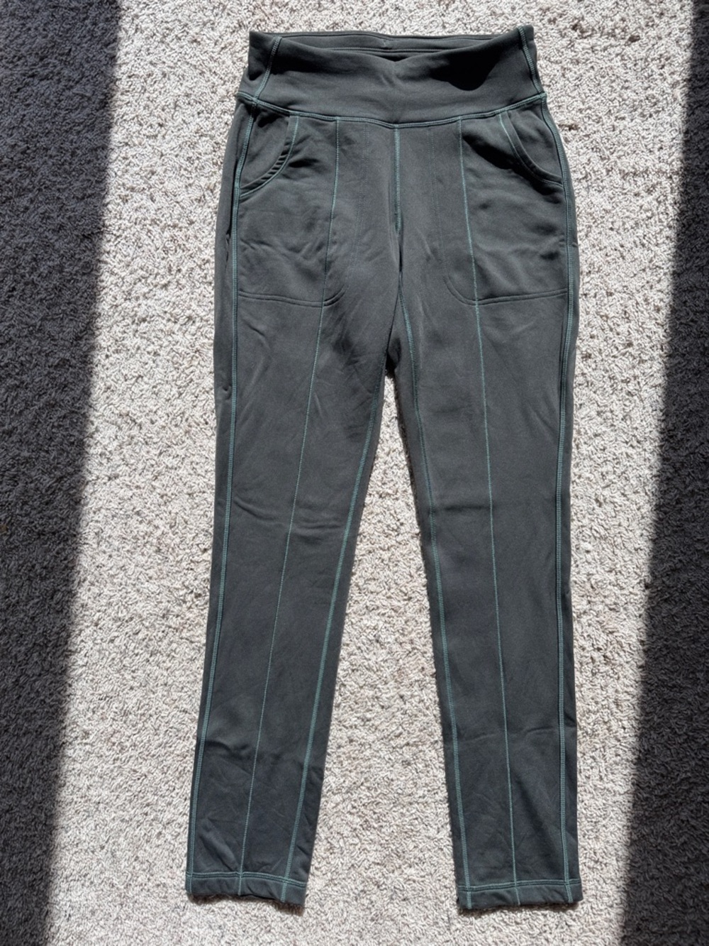Duluth Trading NoGA Olive Green Fleece Active Leggings - Picture 2 of 4